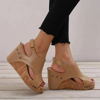 Retro Orthopedic Sandals with High Heel and Platform